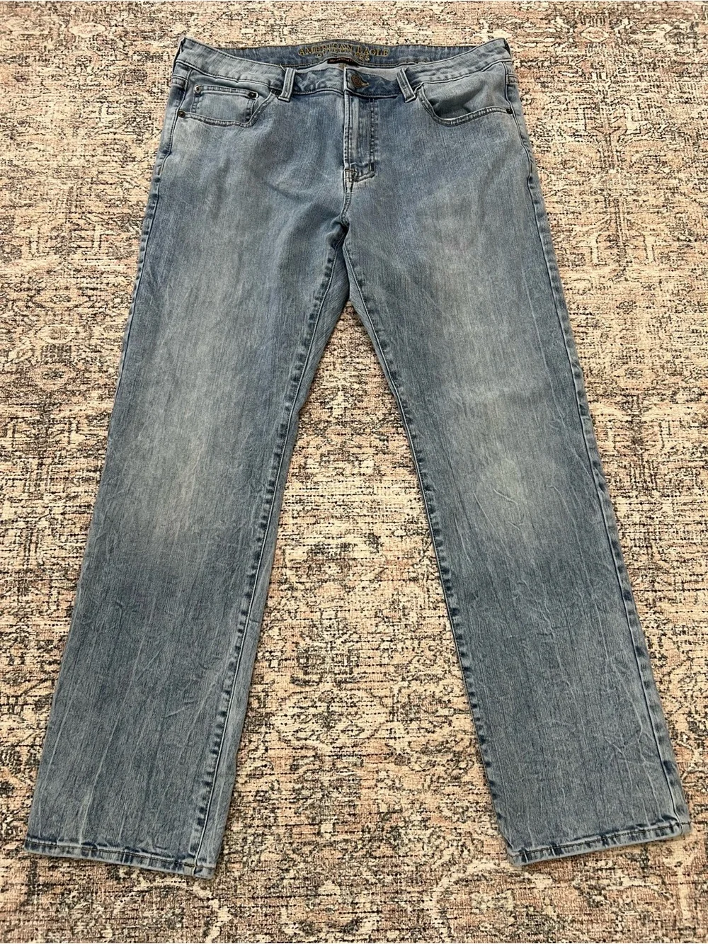 American Eagle Mens 36x32 Original Straight Jeans Light Wash Easyflex Denim